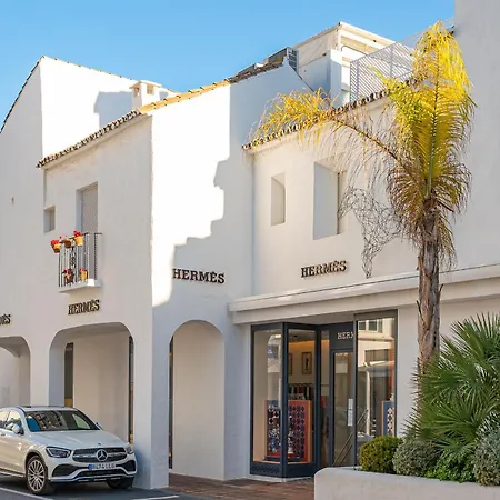 Luminoso En Pleno Puerto Banus Apartmán