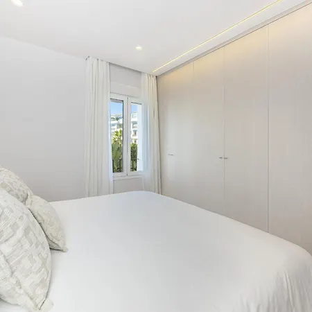 Aries Modern Retreat Scandi Design Near Puerto Banus דירה *