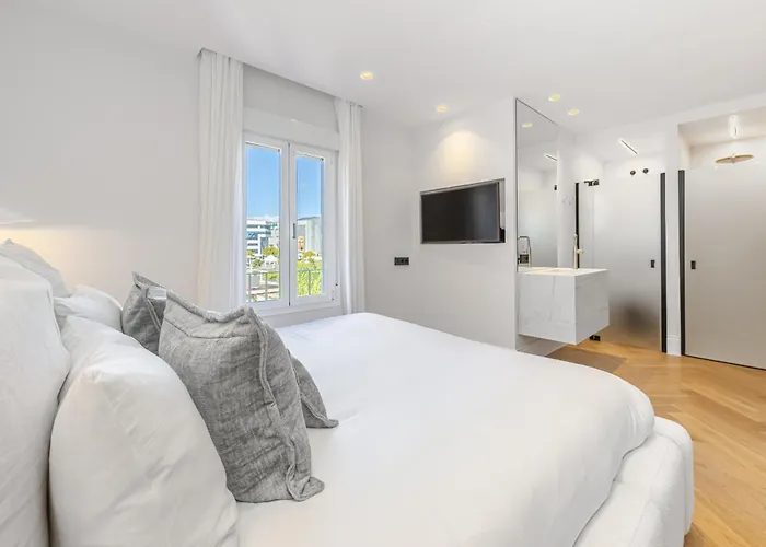 Aries Modern Retreat Scandi Design Near Puerto Banus מארבלה