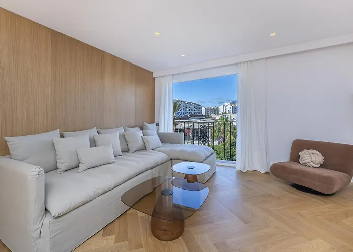 Aries Modern Retreat Scandi Design Near Puerto Banus מארבלה