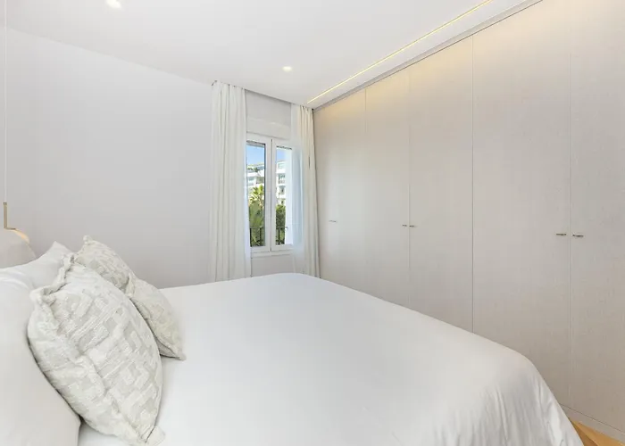 Aries Modern Retreat Scandi Design Near Puerto Banus דירה *