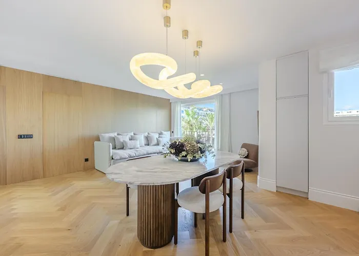 Aries Modern Retreat Scandi Design Near Puerto Banus דירה *